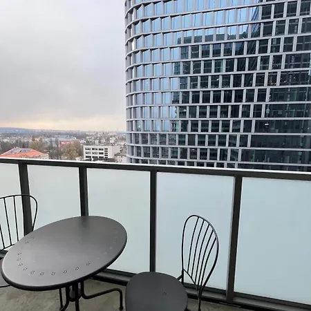 公寓 Global L With Balcony L Sky Tower L *