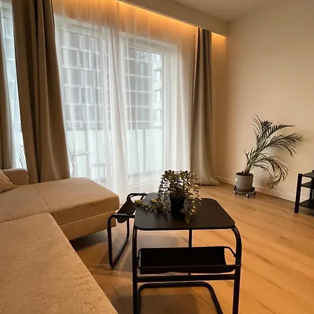 L Sky Tower Katowice L * Катовице