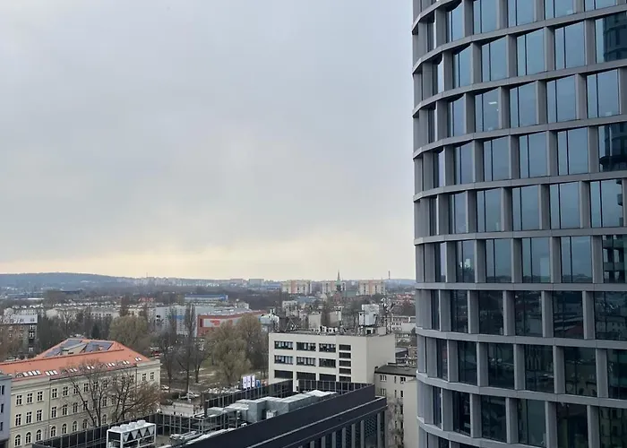 L Sky Tower Katowice L * Катовице