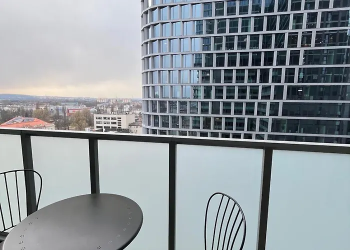 Апартаменты L Sky Tower Katowice L *