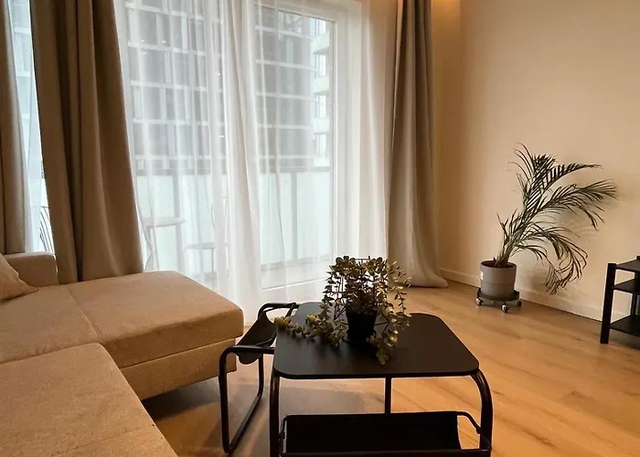 L Sky Tower Katowice L * Катовице