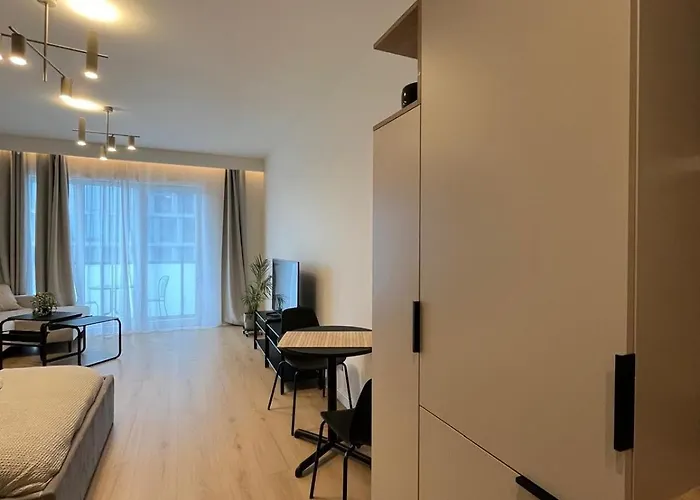 L Sky Tower Katowice L Апартаменты