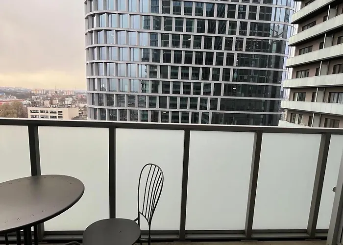 L Sky Tower Katowice L